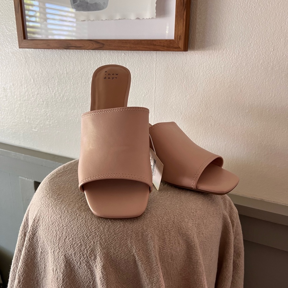 NWT Leather Slip on Heel Sandal